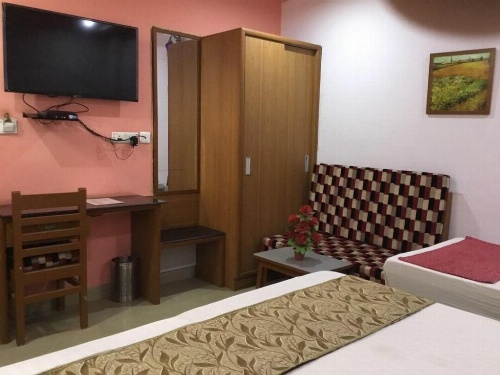 Airport Sky Inn image 37