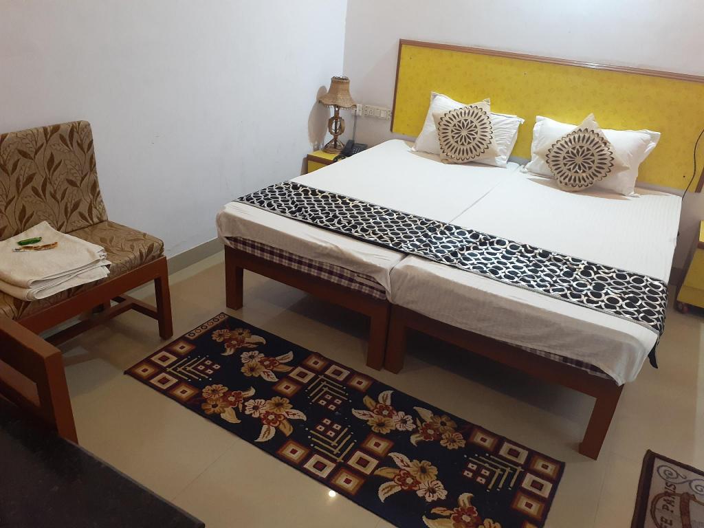 Room image 3